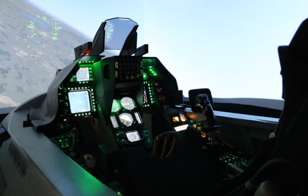 Flugsimulator Kampfjet F-16 Nürnberg