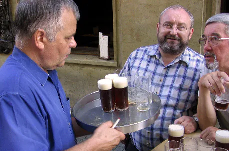 Altbier-Tour mit rheinischem Menü in Düsseldorf - 4