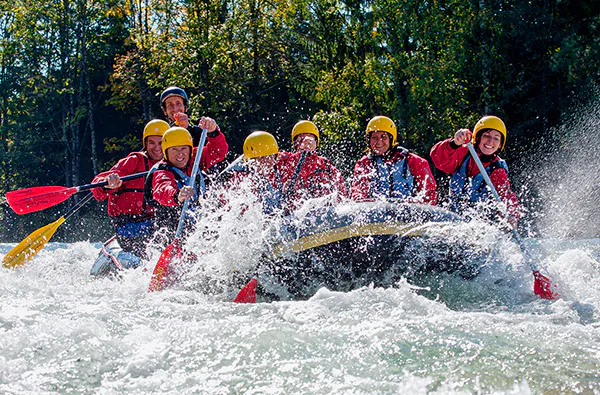 Erlebnistag Isar Rafting für 2