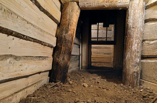 Escape Room Bergwerk Edition für bis zu 5 Personen - 5
