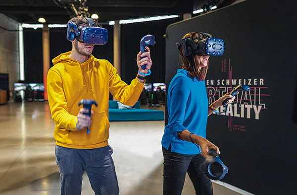 VR Escape Room für 2 (60 Min.) - Jochen Schweizer Arena München - 1