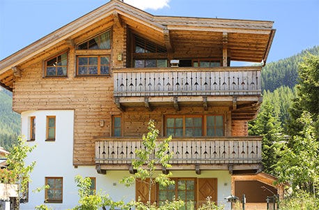 Berg-Urlaub im Premium-Appartement für 4 - 1