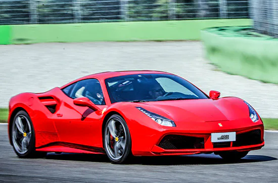 Ferrari 488 GTB fahren (5 Runden) Anneau du Rhin