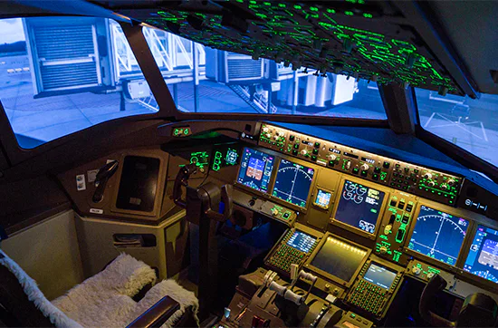 Flugsimulator Boeing 777 in Zürich (30 Min) - 4
