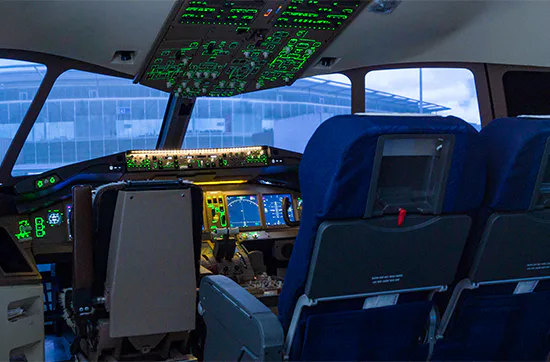 Flugsimulator Boeing 777 in Zürich (30 Min) - 7