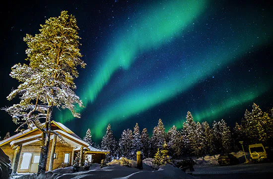 Übernachtung in der Glasdach-Hütte in Lappland für 2 - 5