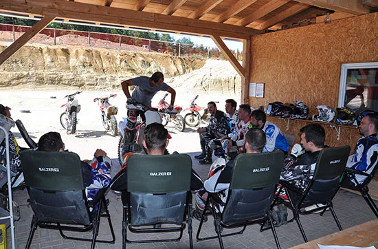 Motocross-Kurs für Motorrad-Neulinge bei Deggendorf - 8