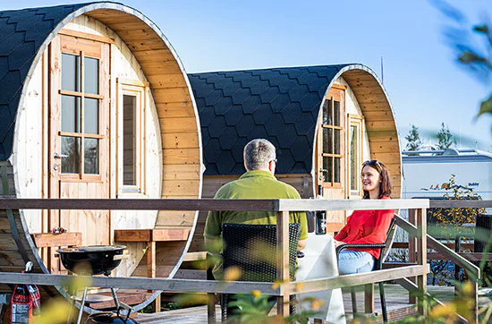 Übernachtung im Schlaffass am See Ostfriesland für 2 - 3