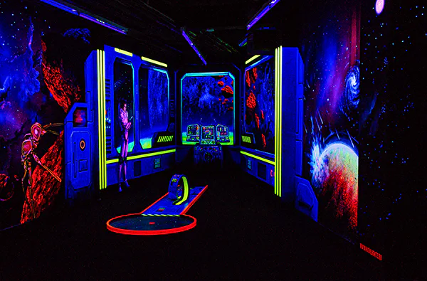 3D Schwarzlicht Minigolf Schwäbisch Gmünd - 1