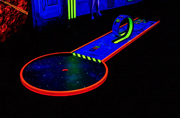 3D Schwarzlicht Minigolf Schwäbisch Gmünd - 2