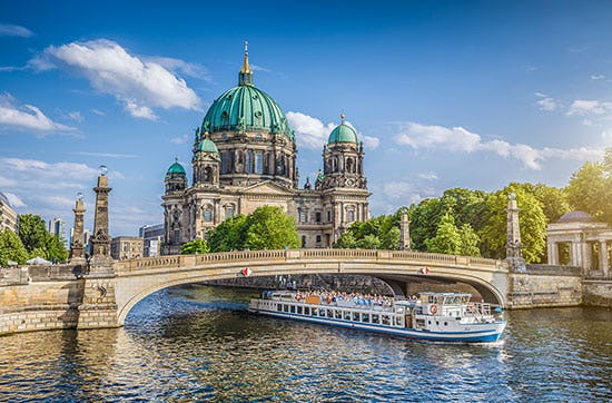 Frühstück & Spree-Rundfahrt Berlin für 2