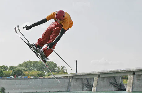 Ski- & Snowboard-Waterramp für Könner in Wien - 6