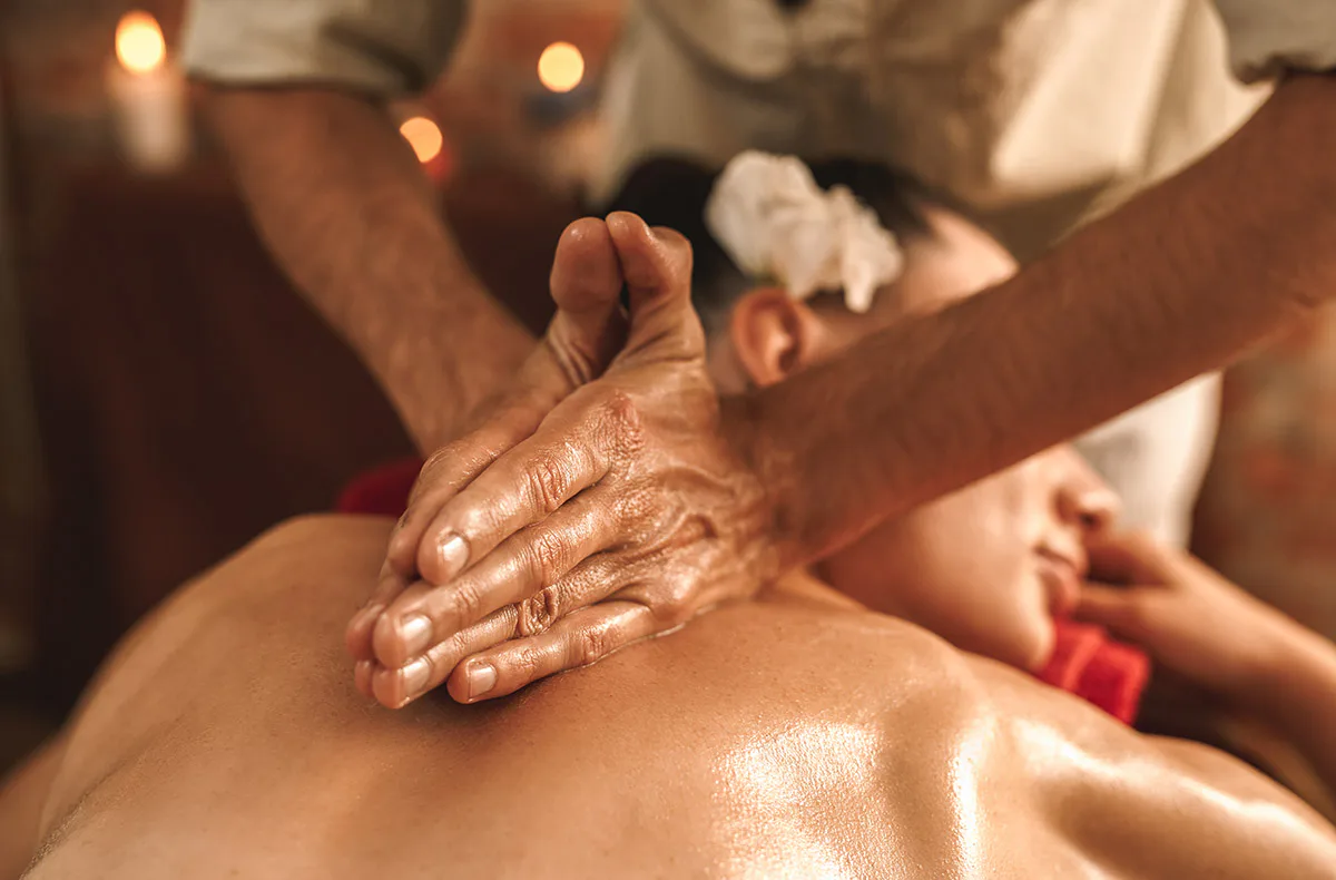 Ayurveda Massage Deluxe mit Fussmassage - 2