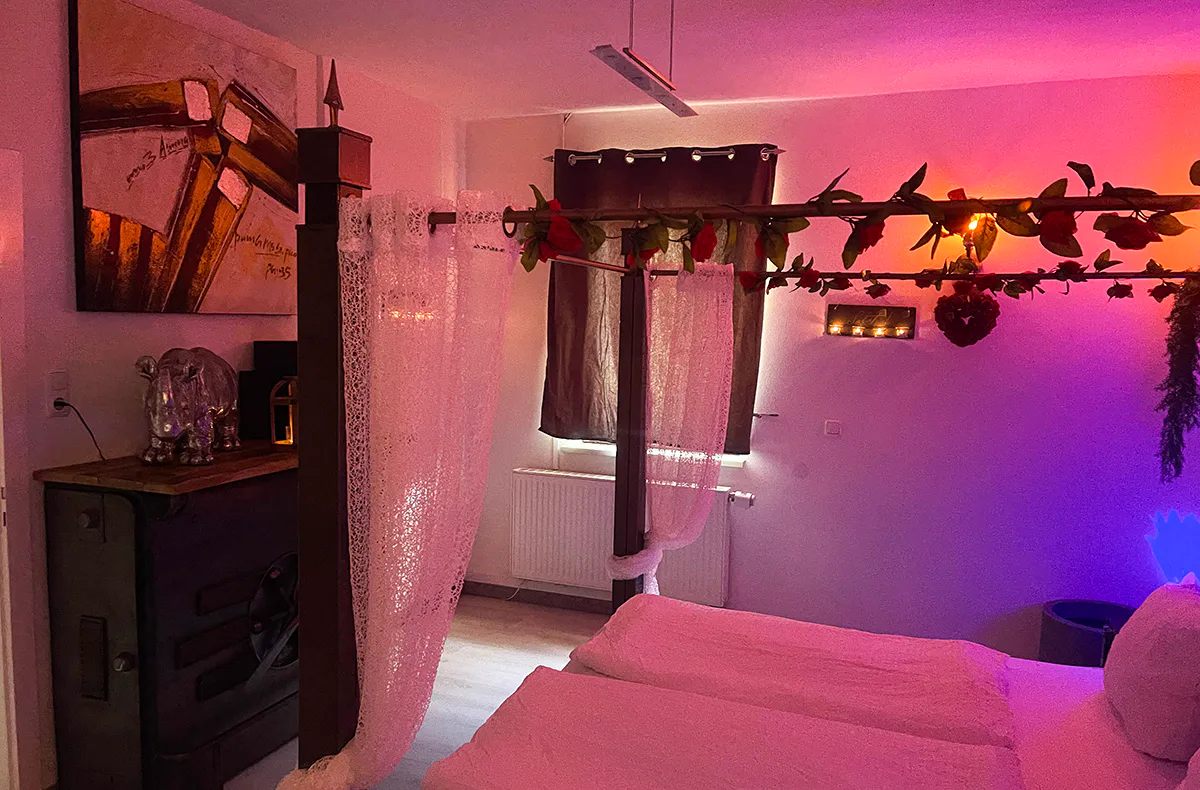Bubble Hotel mit Apartment und Whirlpool Raum Gerolstein für 2 - 35