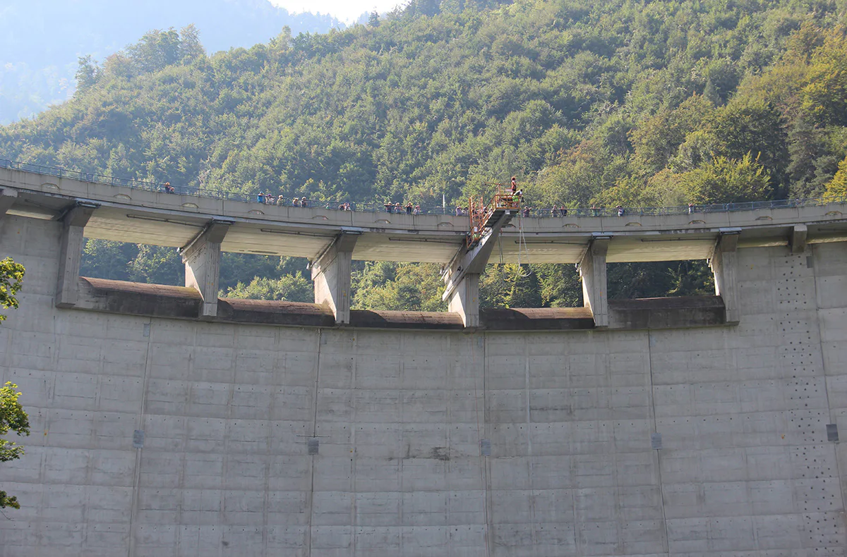 Bungee am Staudamm Klaus in Oberösterreich - 10
