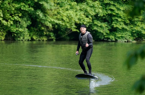 E-Foil Schnupperkurs Neuried