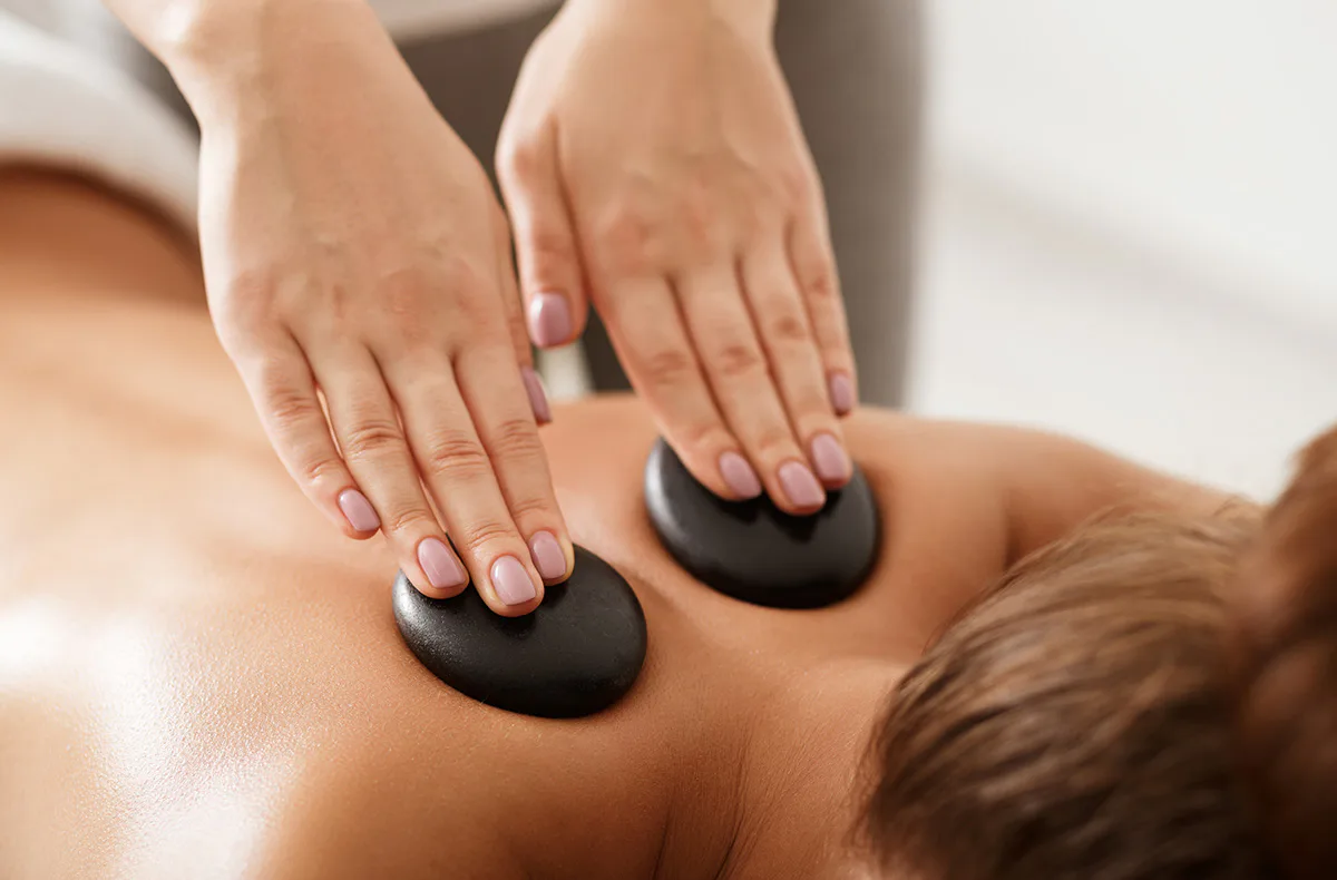 Hotstone Massage mit Spa Berlin - Alexanderplatz - 2