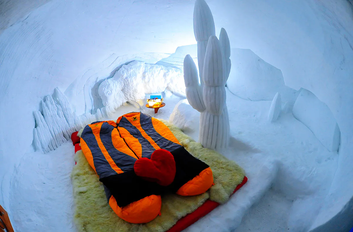 Romantische Iglu-Übernachtung auf der Zugspitze für 2 (Fr.) - 3