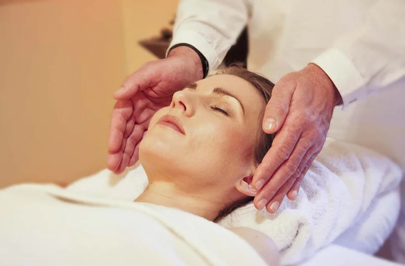 Kräuterstempelmassage Köln (Frauen)