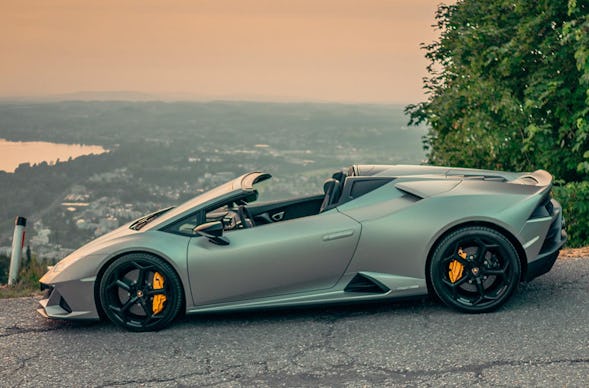 Lamborghini Huracan Evo Spyder fahren Widnau (12 Std.)