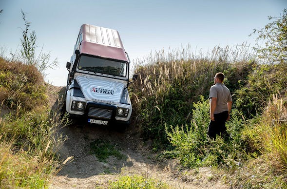 Geländewagen Land Rover fahren Prag (1 Std.)