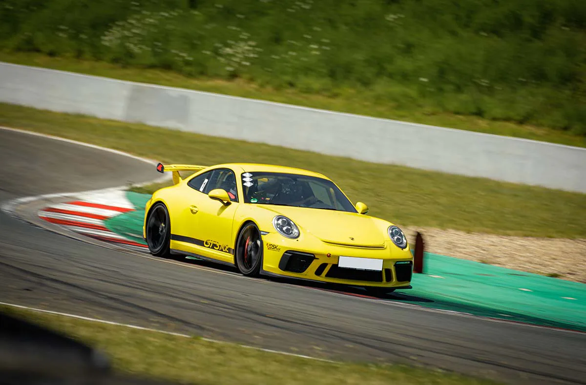 Porsche GT3 CS Race-Taxi beim NLS-Rennen am Nürburgring - 1