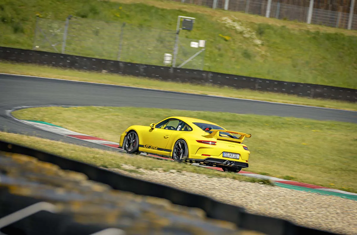 Porsche GT3 CS Race-Taxi beim NLS-Rennen am Nürburgring - 3