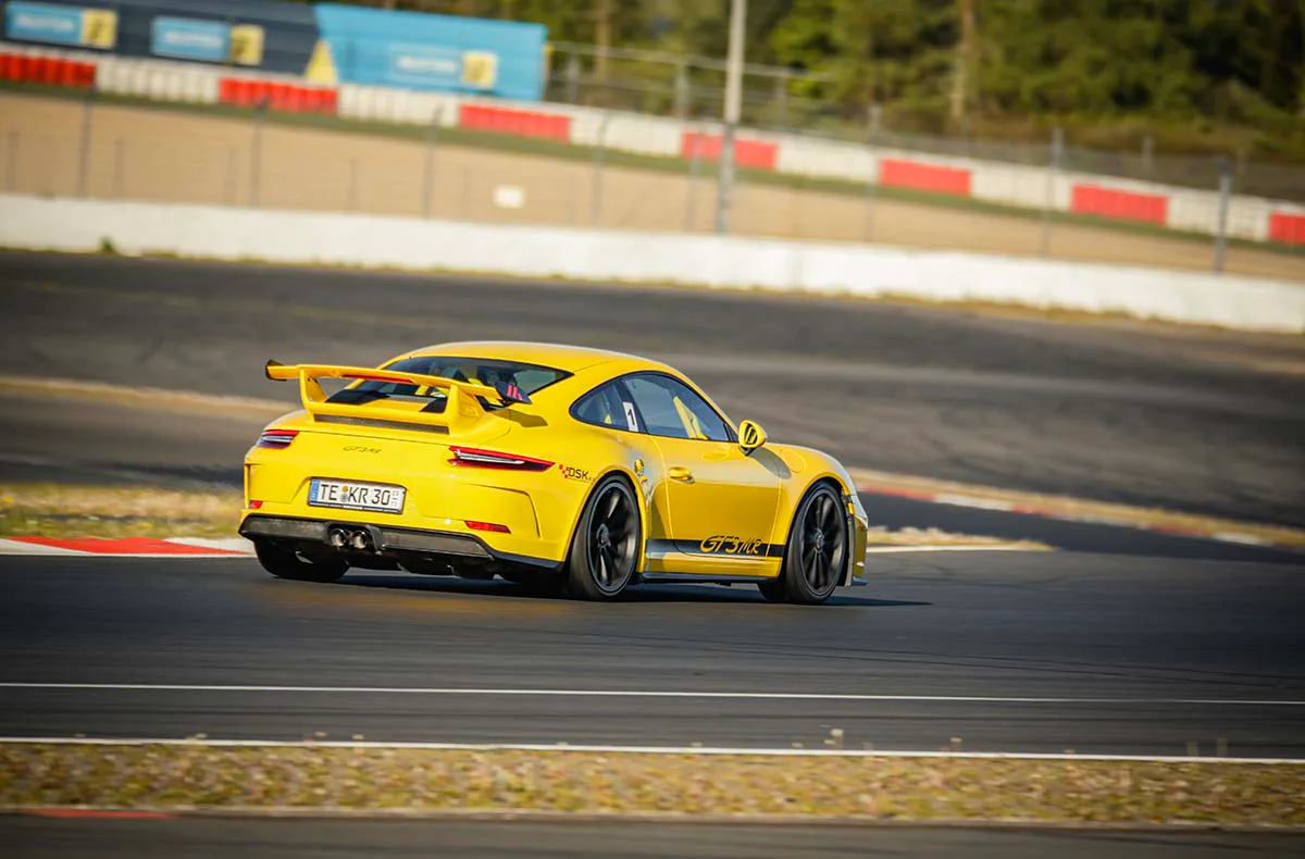 Porsche GT3 CS Race-Taxi beim NLS-Rennen am Nürburgring - 4