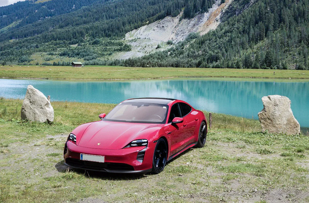 Porsche Taycan mieten Mayrhofen - 1