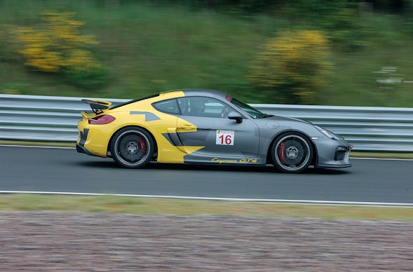 Renntaxi Porsche Cayman (3 Rdn.)