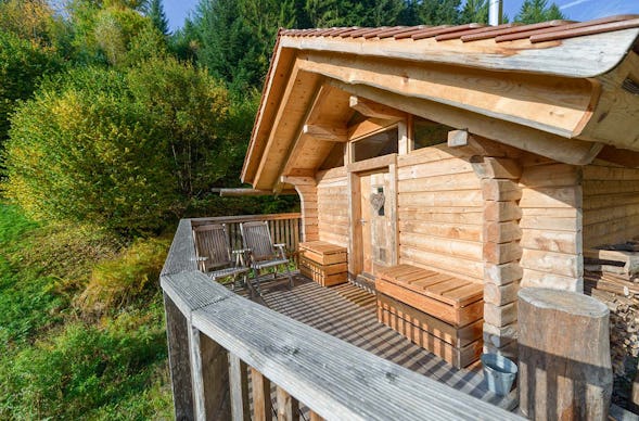 Kuschelnacht in der Blockhütte Schwarzwald für 2 (1 Nacht)