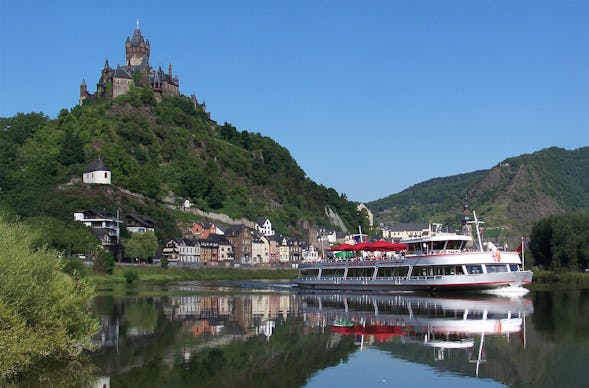 Schifffahrt mit Weinprobe und Burgführung Cochem