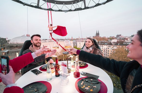 Showdinner in the Sky