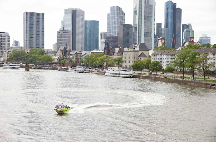 Jet Boot Action Tour in Frankfurt