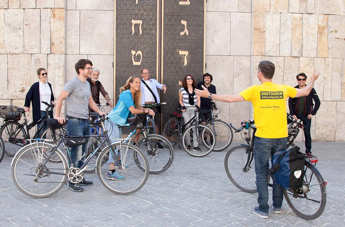 Stadtführung mit Fahrrad für 6 München - 4