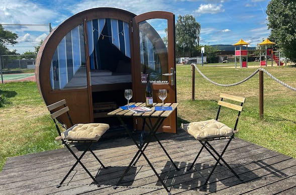 Übernachtung im Fass für 2 (1 Nacht)