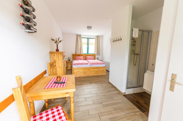 Weinverkostung mit Übernachtung im Weinviertel für 2